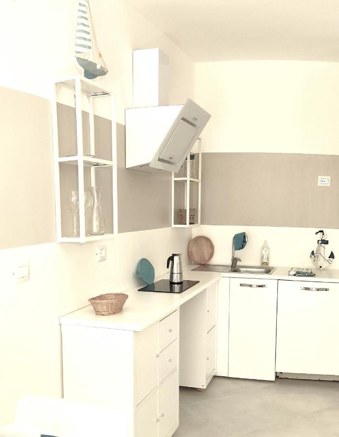 Niagara Life Apartment